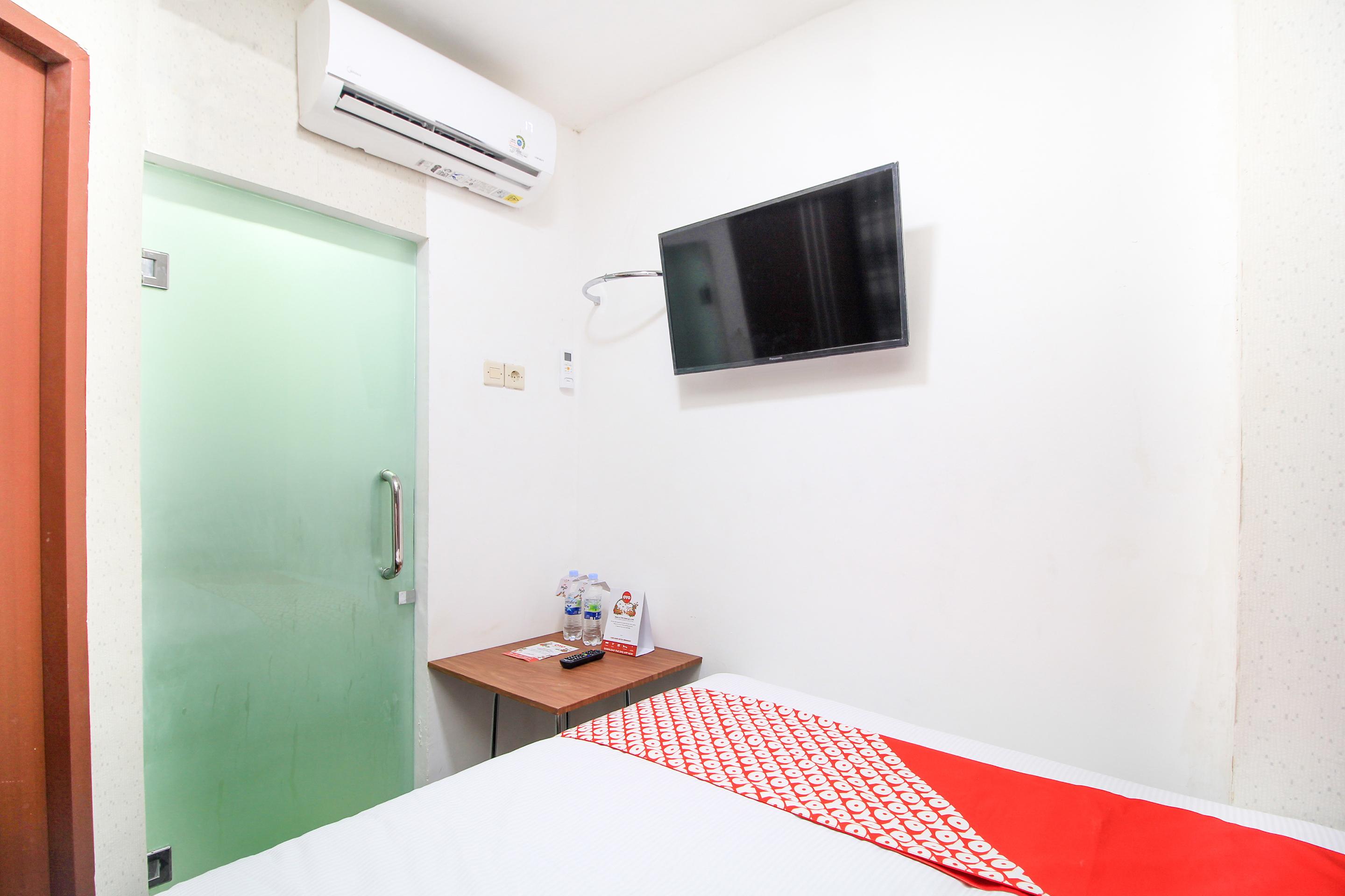 Super Oyo Capital O 217 A1 Hotel Surabaya Ngoại thất bức ảnh